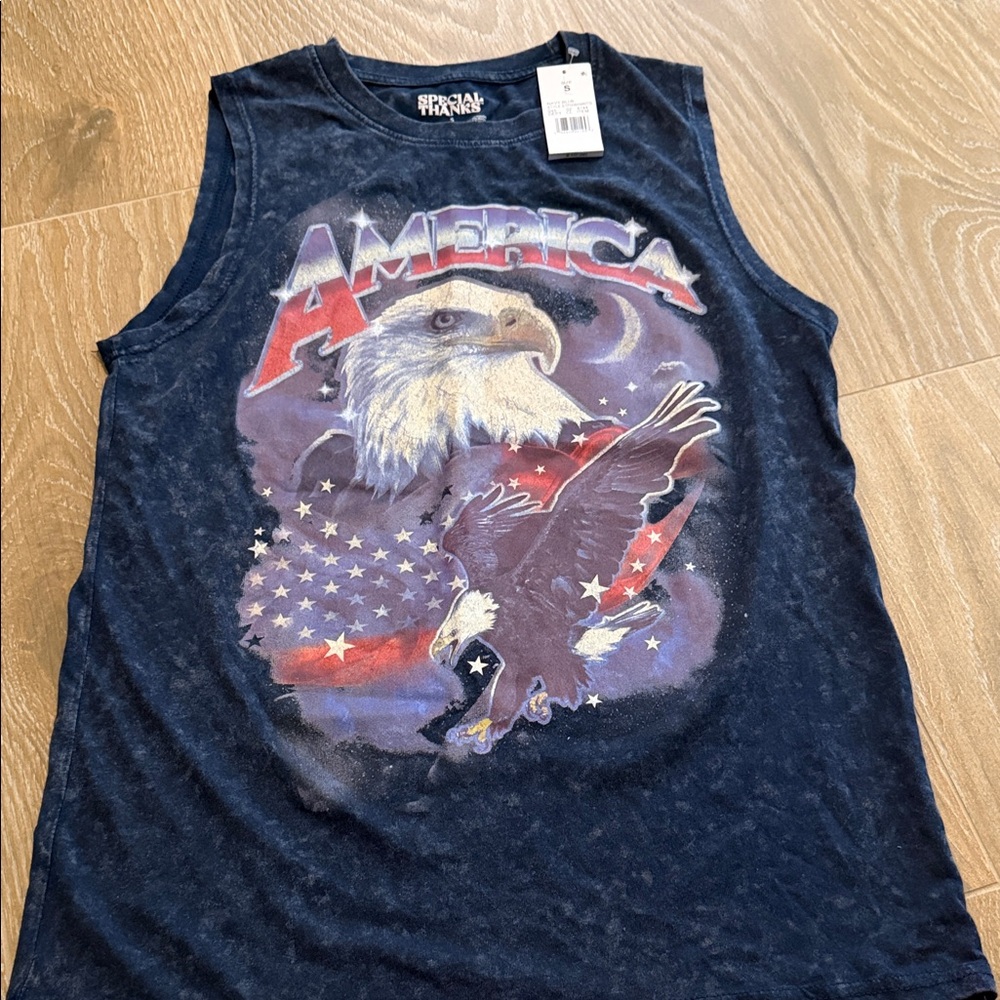 NWT Graphic Eagle 'America' Muscle Tank Top - Navy